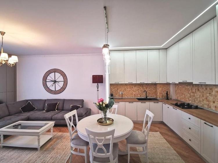 Apartament cu 2 camere decomandat, mobilat în Pipera