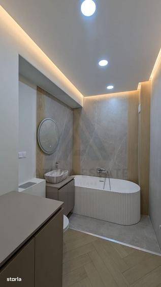 Apartament cu 3 camere în Ultracentral