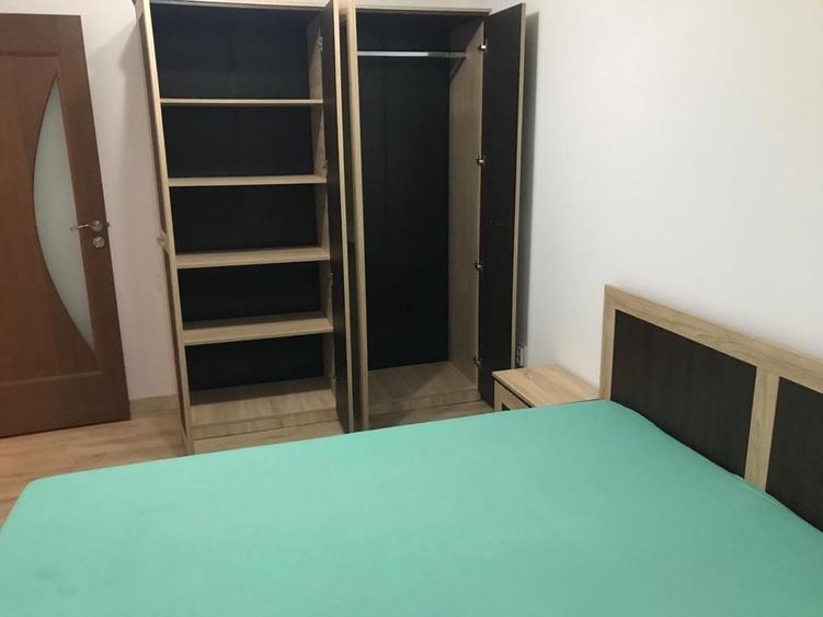 Apartament cu 3 camere decomandat în Gară