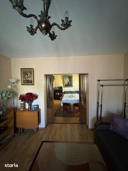 Casă cu 3 camere cu Teren 451 Mp în Central