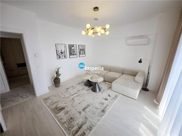 Apartament cu 3 camere decomandat în Tătărași