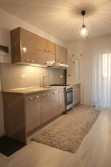Apartament cu 2 camere semidecomandat în Est