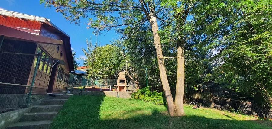 Casă cu Teren 1400 Mp în Central