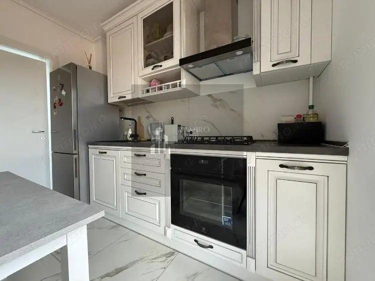 Apartament cu 2 camere decomandat în Viilor