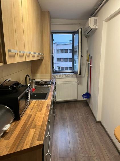 Apartament cu 2 camere semidecomandat în Unirii