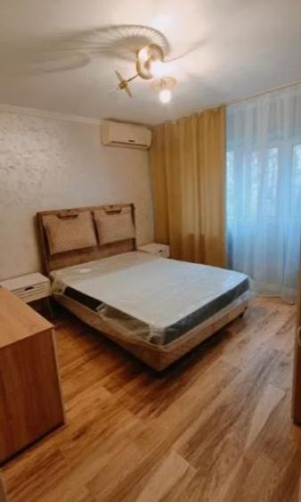 Tineretului,Parc,bl.1984,parter inalt/4,DECOMANDAT,boiler,mobilat,complet - 5