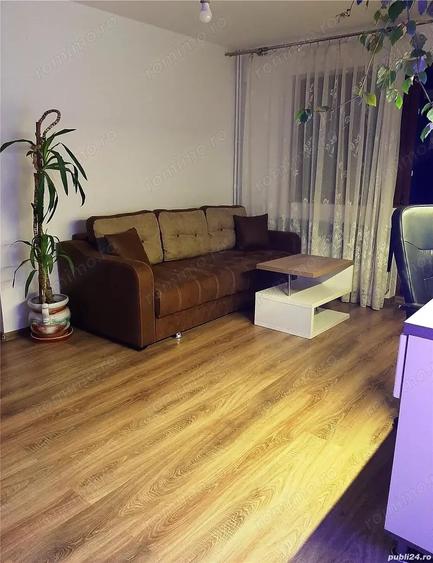 Apartament cu 2 camere decomandat în Gara de Nord