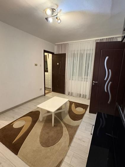 Apartament cu 2 camere nedecomandat în Exterior Vest