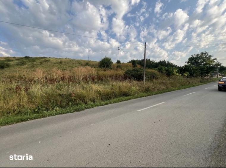 Teren de 10800 mp, în Miroslava