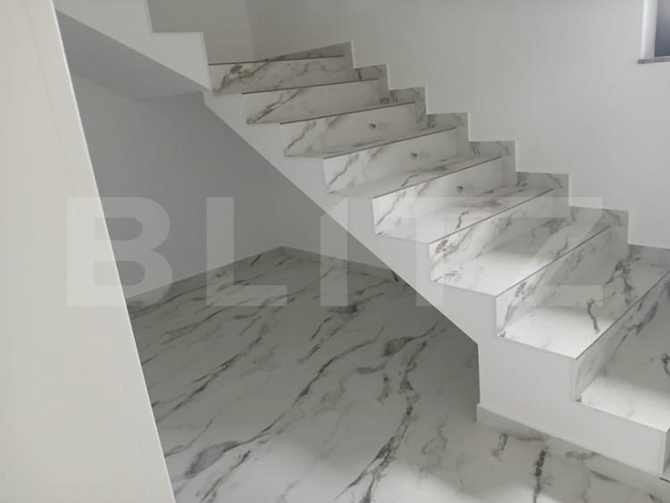 Casă cu 5 camere cu Teren 1675 Mp în Mănăstirea Humorului