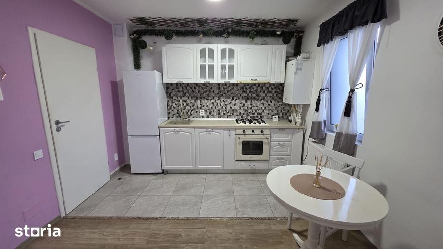 Apartament cu 2 camere semidecomandat, mobilat în Vest