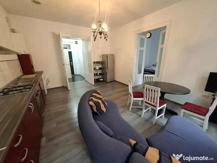 Apartament cu 2 camere semidecomandat în Central