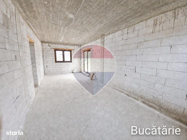 Casă cu 4 camere în Marginea