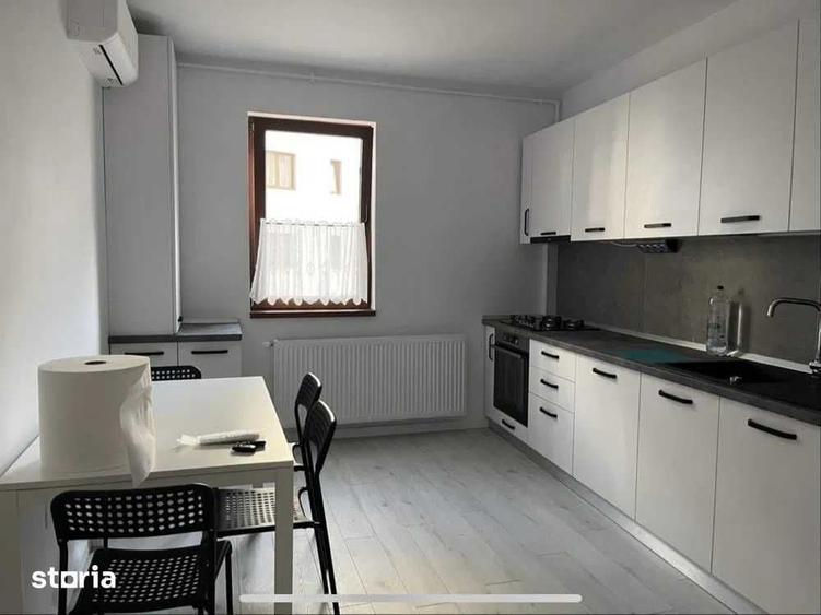 Apartament cu 2 camere decomandat în Torontalului