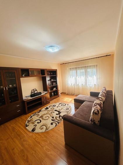 Apartament 2 camere-Zona Sud Gradinita nr 13 - etaj 1/4 - 52 mp -  63500 euro ne - 1