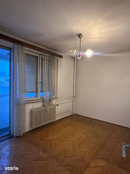 Apartament 3 camere- 62 mp-Calea Grivitei/Basarab- Sector 1 - 11