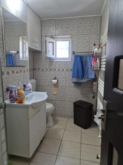 Vand apartament 3 camere, semidecomandat - 3