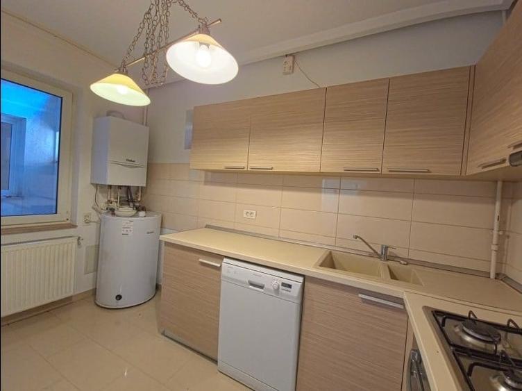 Apartament cu 4 camere în Dorobanți