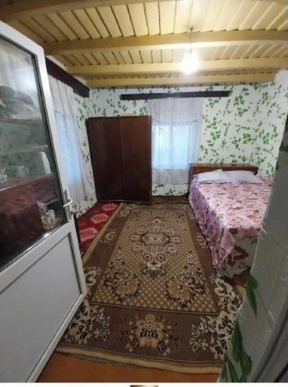 Casă cu 4 camere cu Teren 400 Mp în Giurgiului