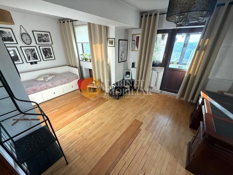 Apartament cu 3 camere decomandat, mobilat în Bucium