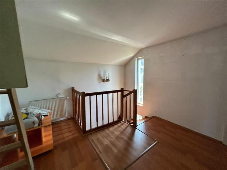 Duplex cu 3 camere cu Teren 350 Mp în Sfântu Ilie