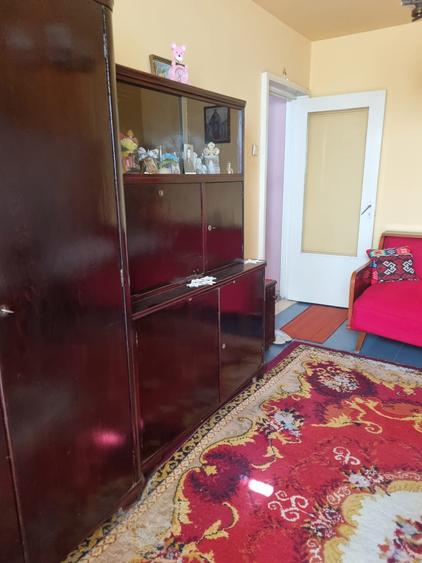 Apartament cu 2 camere semidecomandat în Tomis Nord