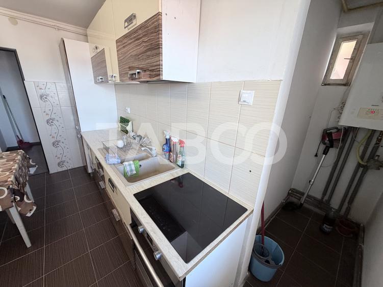 Apartament cu 2 camere decomandat, mobilat în Mihai Viteazul