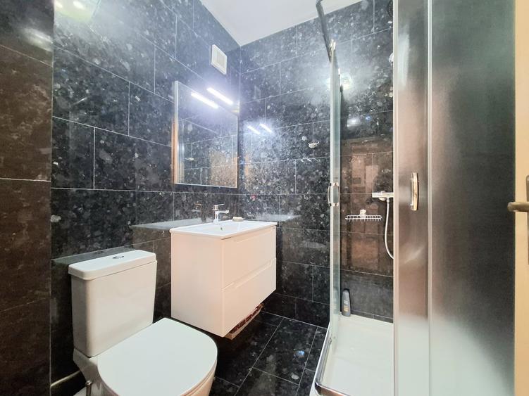 Apartament cu 3 camere decomandat, mobilat în Kiseleff