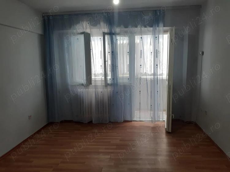 Garsonieră decomandată în Obor