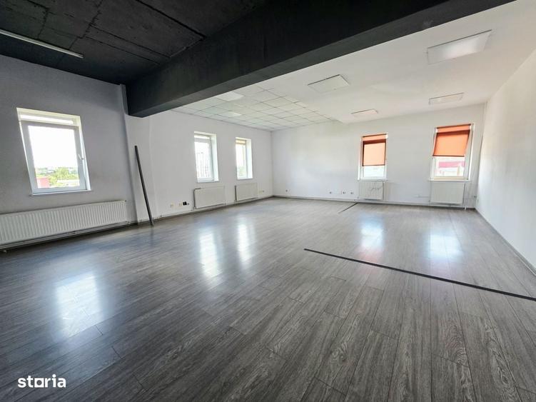 Spațiu comercial, de 163 mp, în Podu Roș