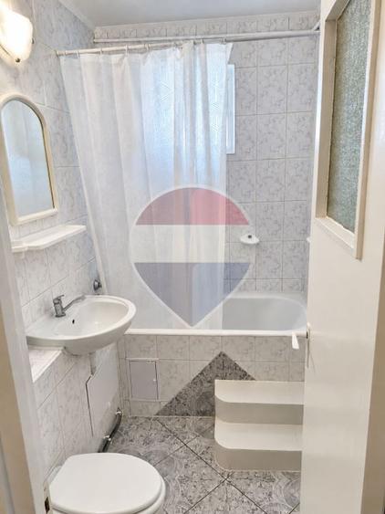 Apartament cu 3 camere decomandat în Griviței
