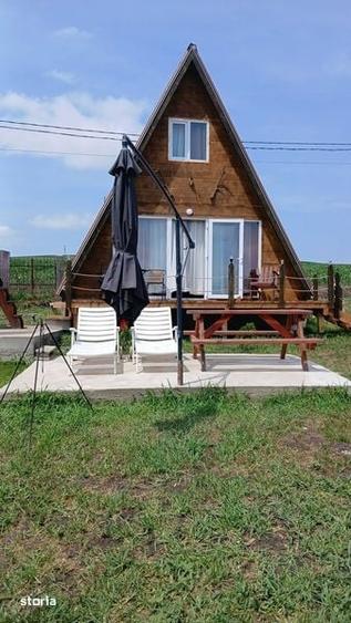 Casă cu 2 camere cu Teren 80 Mp în Central