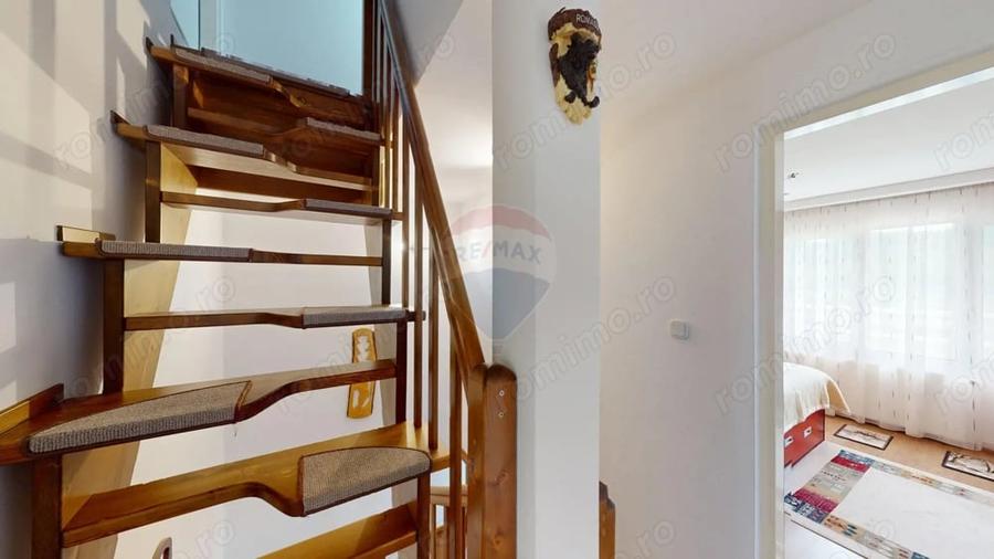 Casă cu 5 camere cu Teren 800 Mp în Cheile Râșnoavei