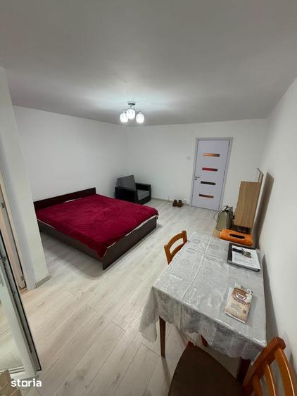Garsonieră semidecomandată în Brazda lui Novac