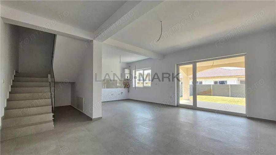 Casă cu 5 camere cu Teren 323 Mp în Central