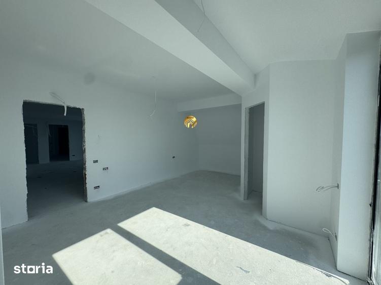 Apartament cu 4 camere în Central