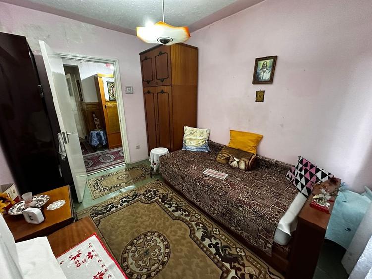 Apartament cu 3 camere, mobilat în Gorjului