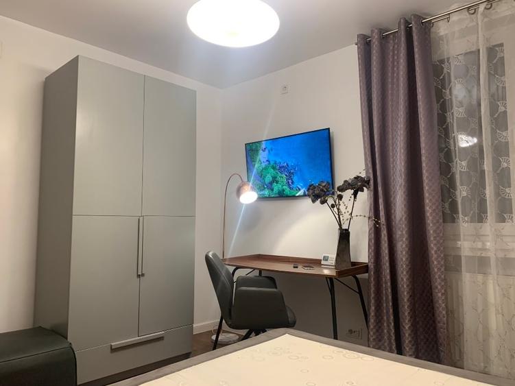 Apartament cu 2 camere decomandat, mobilat în Cornișa