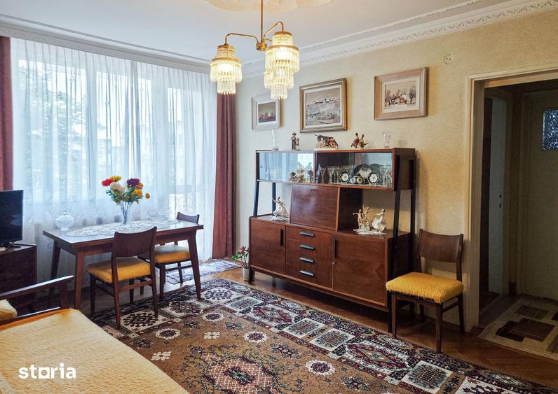 Apartament cu 3 camere semidecomandat în Mazepa 1