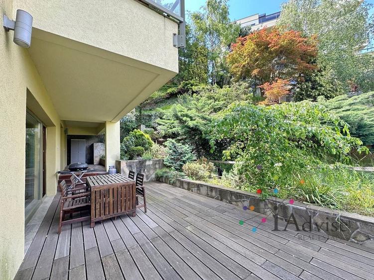 Apartament cu 3 camere decomandat, mobilat în Drumul Poienii