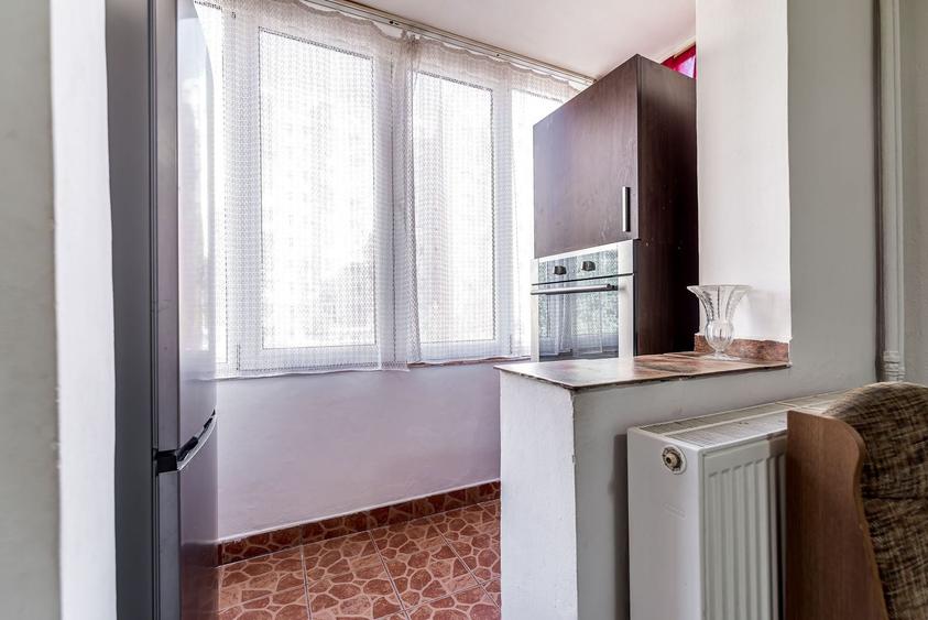 Apartament cu 3 camere semidecomandat în Fortuna