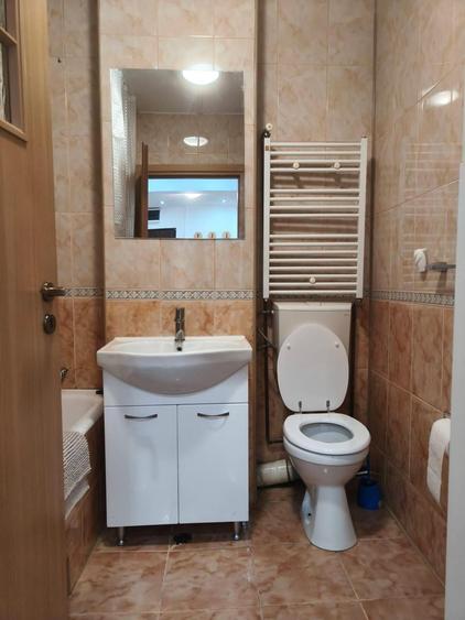 Apartament cu 3 camere decomandat în Mărăști