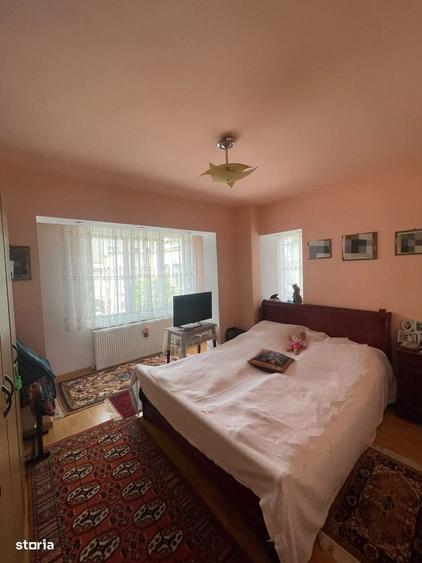 Apartament cu 4 camere în Ultracentral