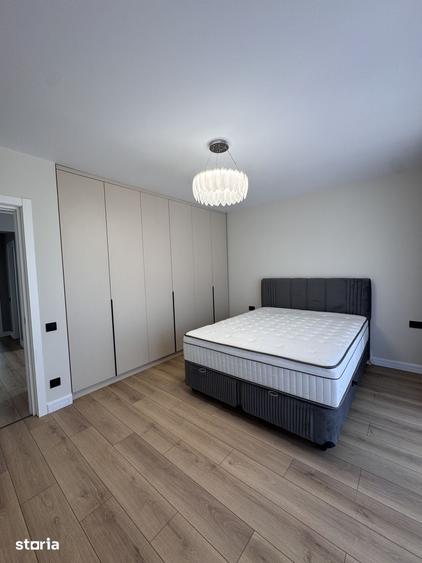 Casă cu 4 camere cu Teren 330 Mp în Central