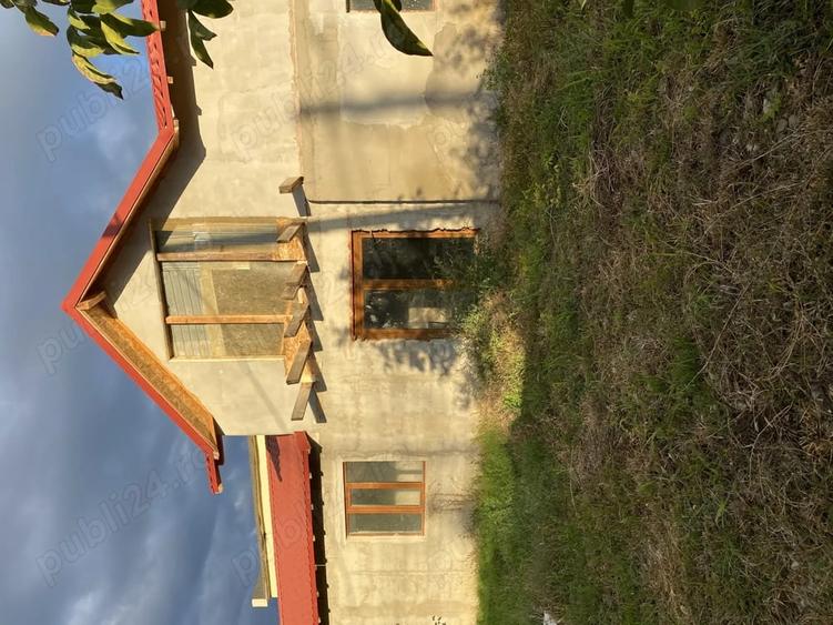 Casă cu 4 camere cu Teren 700 Mp în Central
