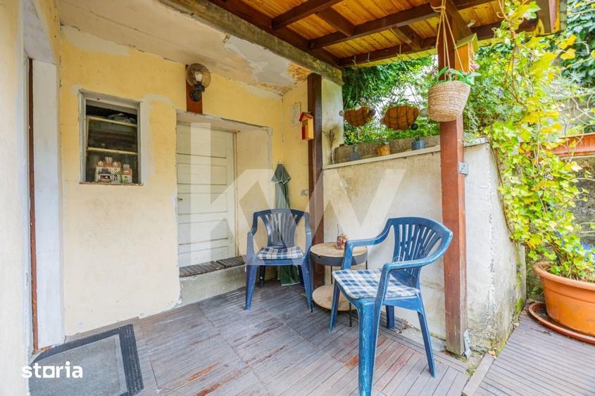 Apartament cu 3 camere decomandat în Schei
