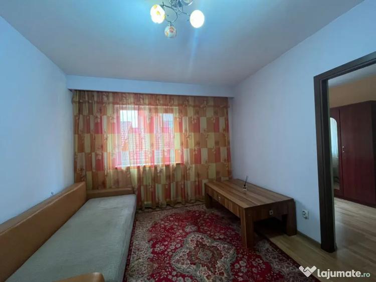 Apartament cu 2 camere decomandat în Cedonia