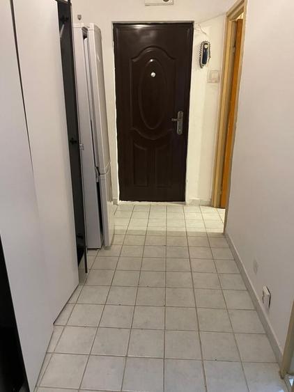 Garsonieră decomandată în Rahova
