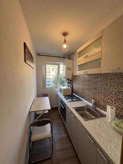 Apartament cu 2 camere semidecomandat în Tomis Nord