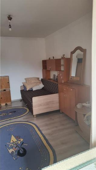 Garsonieră semidecomandată în Traian